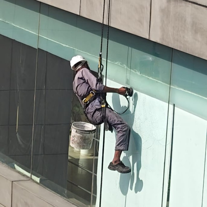 Glass cleaning services